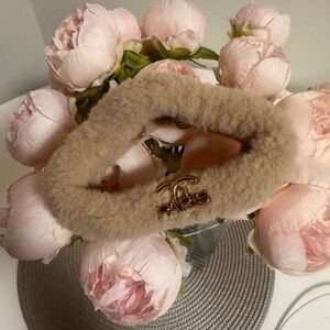 Elegant Beige Headband with Gold Accent